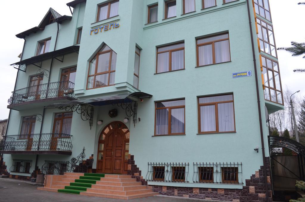 Hotel Europa Truskavec Exteriér fotografie